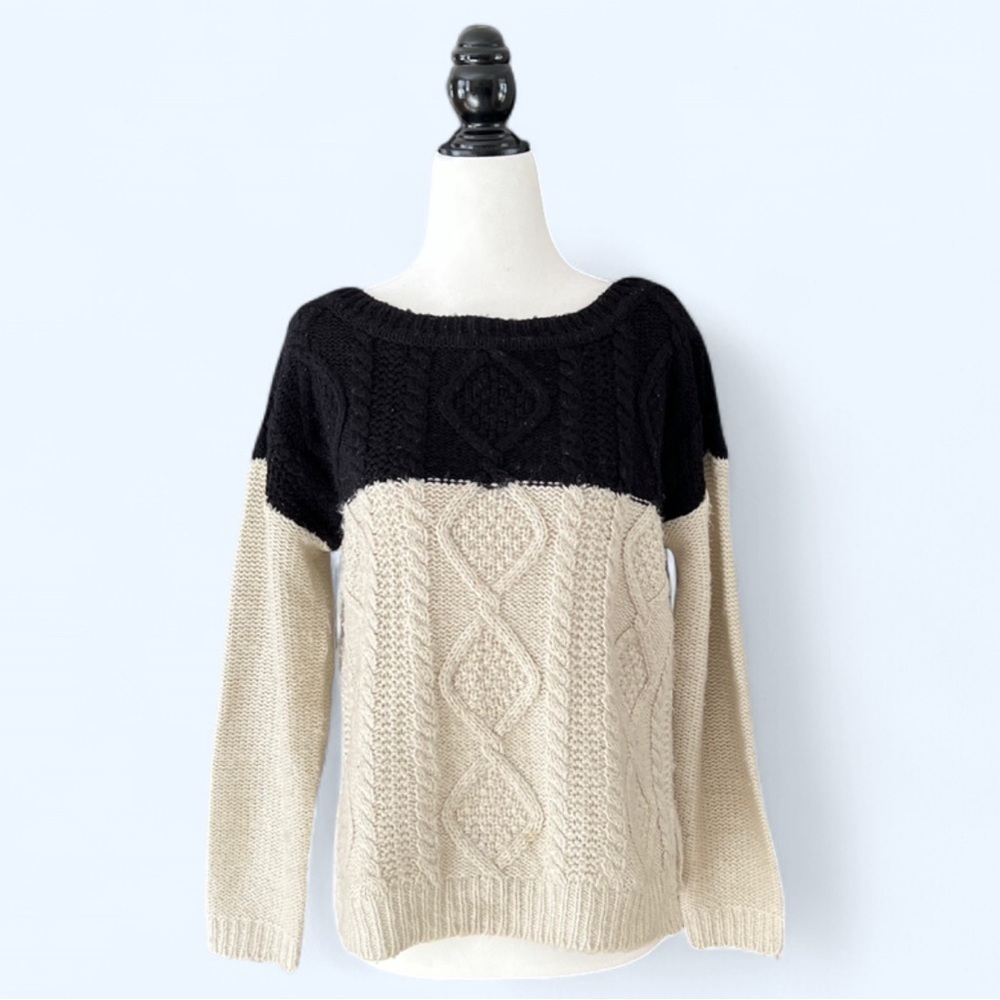 Le Temps Des Cerises Black Cream Colorblock Cable Knit Sweater Small